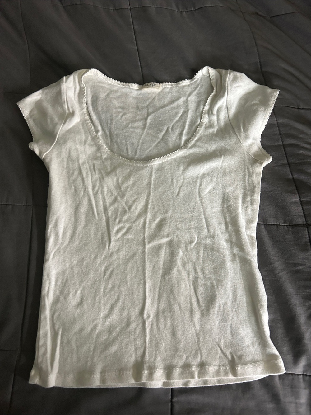 Women's White Scoop Neck Tee